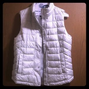 Gap puffer vest